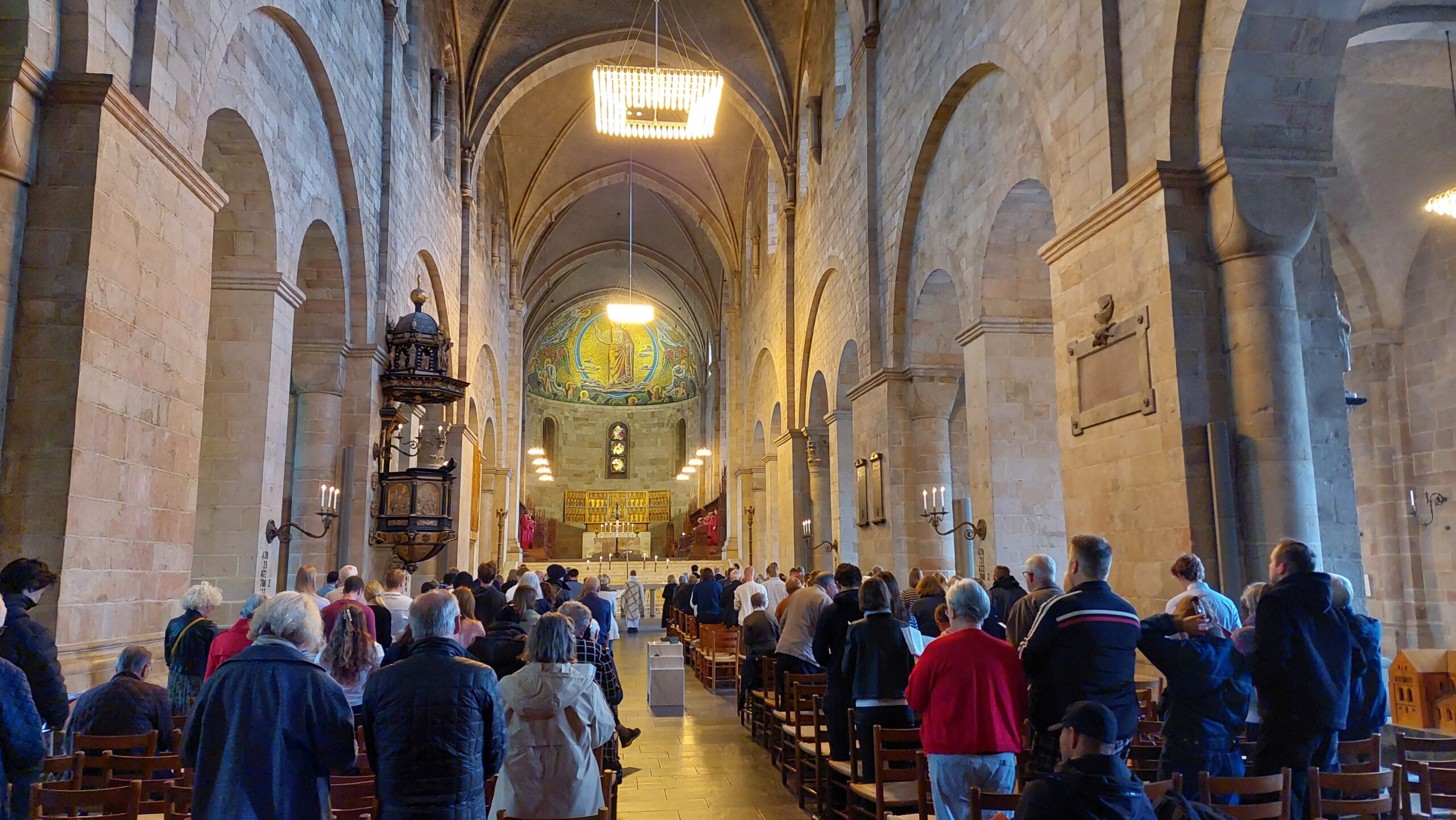 Inne i Lunds domkyrka Inne i Lunds domkyrka