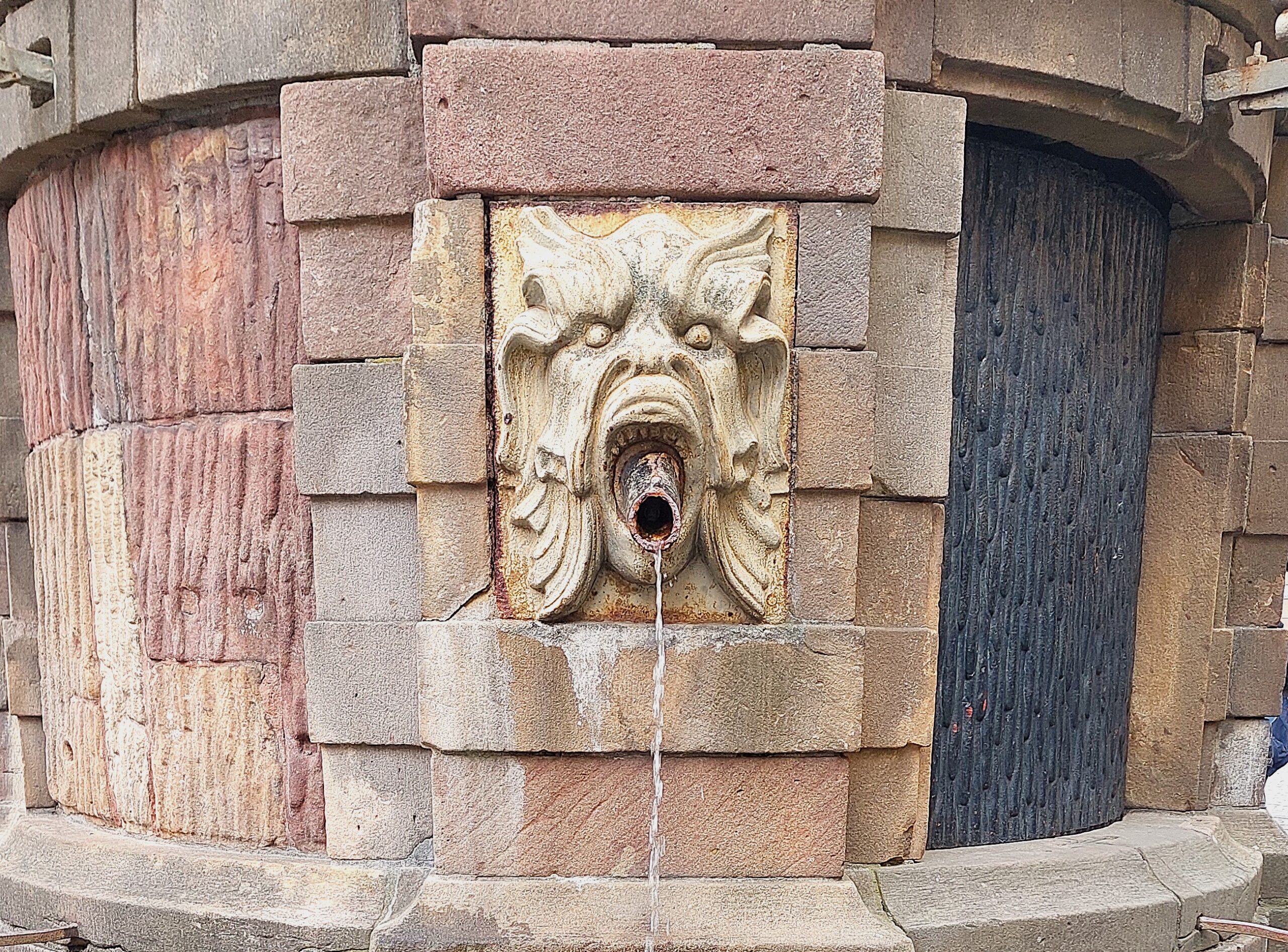 Stortorgsbrunnen i Gamla stan Stortorgsbrunnen i Gamla stan