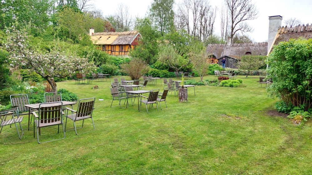 Alunbrukets café uteservering